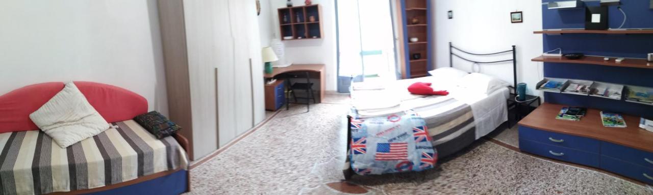 I Colori Di Napoli Apartamento Exterior foto